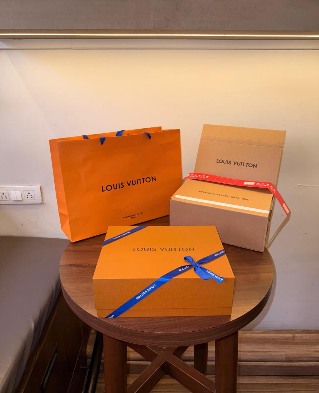 first copy louis vuitton madeleine mm bicolor handbag | premium designer first copy louis vuitton madeleine mm bicolor handbag | premium designer