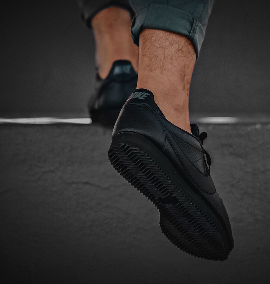 first copy nike cortez new black (6) first copy nike cortez new black (6)
