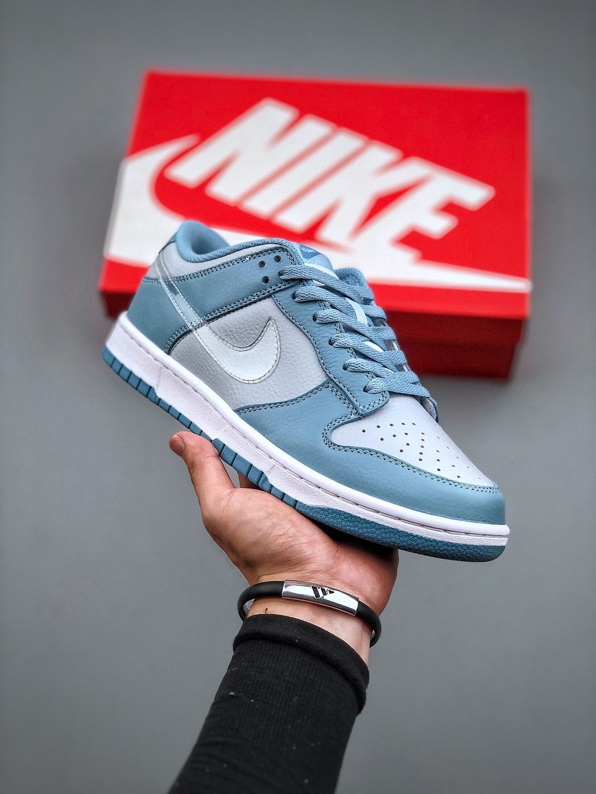 first copy nike sb dunk aqua clear premium streetwear sneakers (8) first copy nike sb dunk aqua clear premium streetwear sneakers (8)