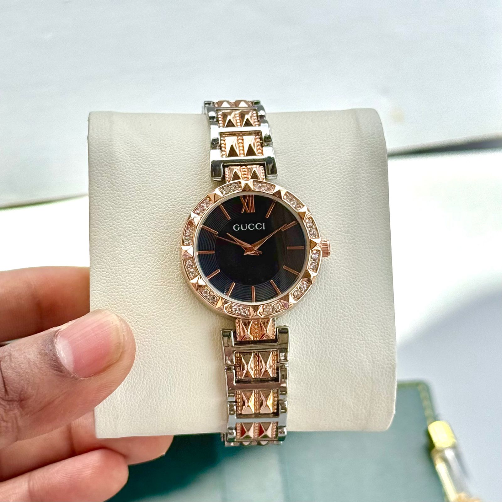 first copy gucci women’s watch – rose gold & silver | white dial first copy gucci women’s watch – rose gold & silver | white dial