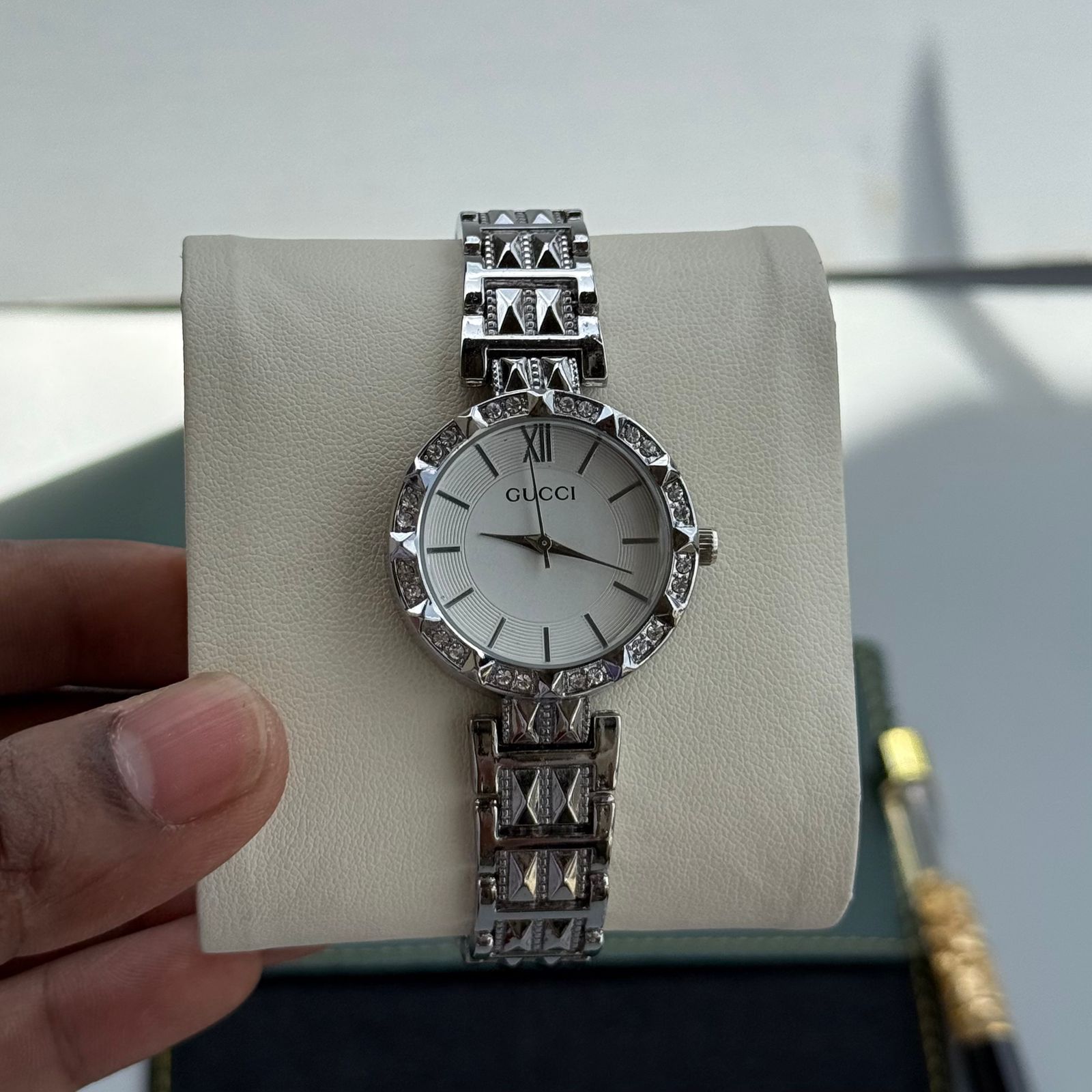 first copy gucci women’s watch – rose gold & silver | white dial first copy gucci women’s watch – rose gold & silver | white dial