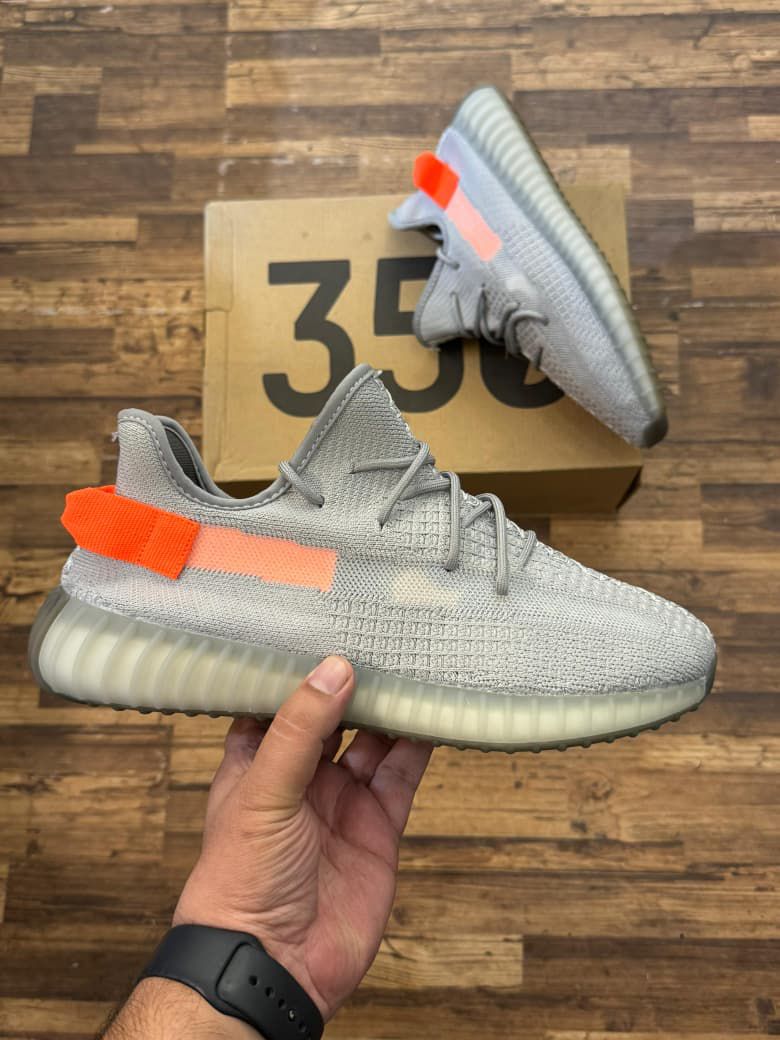 first copy adidas yeezy 350 sneakers (3) first copy adidas yeezy 350 sneakers (3)