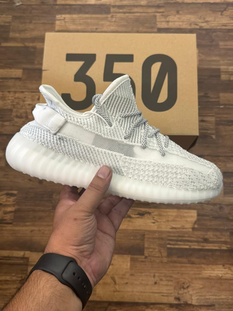 first copy adidas yeezy 350 sneakers (4) first copy adidas yeezy 350 sneakers (4)
