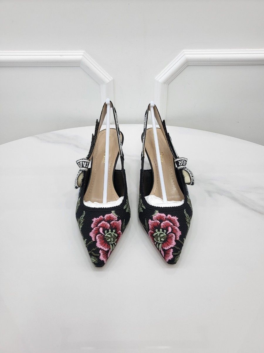 first copy christian dior slingback heels (1) first copy christian dior slingback heels (1)