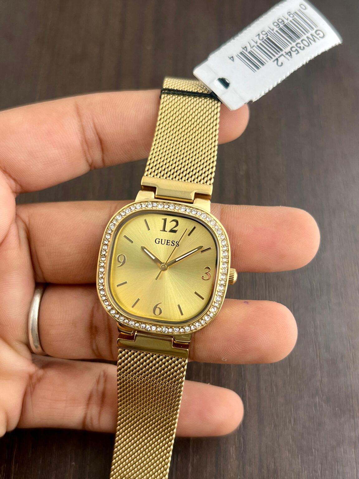 first copy guess exclusive watch (8) first copy guess exclusive watch (8)