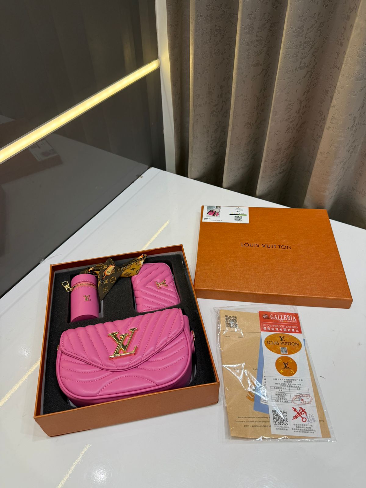 first copy louis vuitton pink premium gift set bag with og box first copy louis vuitton pink premium gift set bag with og box