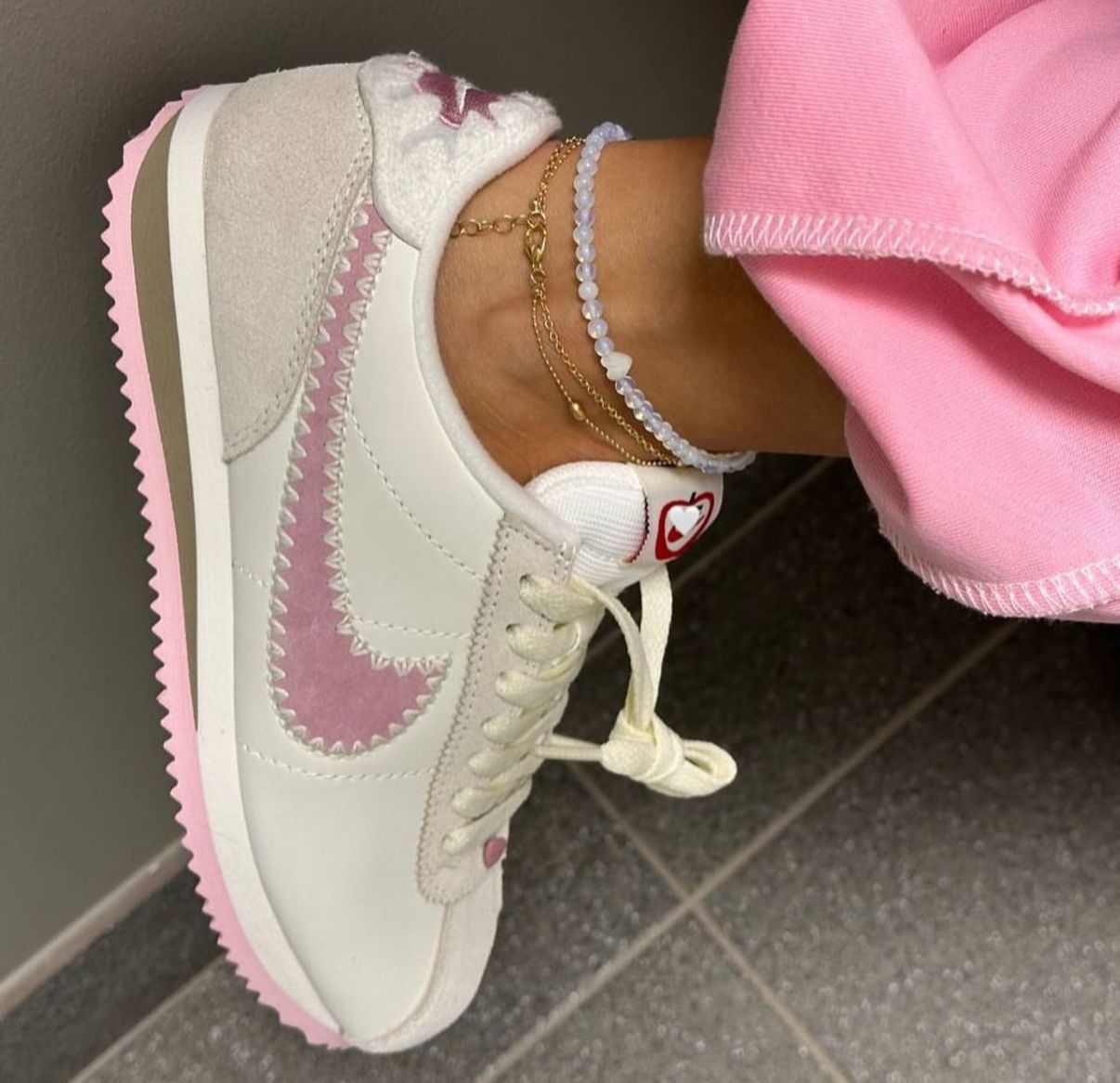 first copy nike cortez valentines (3) first copy nike cortez valentines (3)