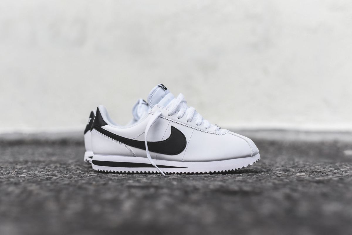 first copy nike cortez white black (5) first copy nike cortez white black (5)