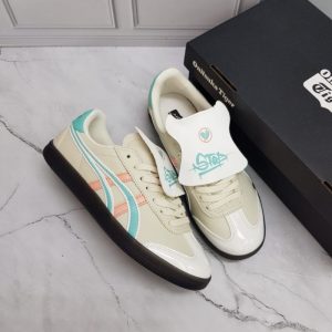 first copy onitsuka tiger tokuten “stop loving” sneakers (2)