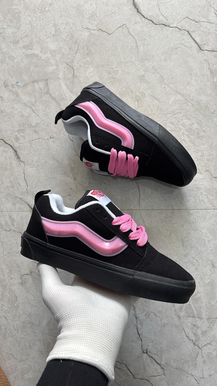first copy vans off the wall girls sneakers (2) first copy vans off the wall girls sneakers (2)