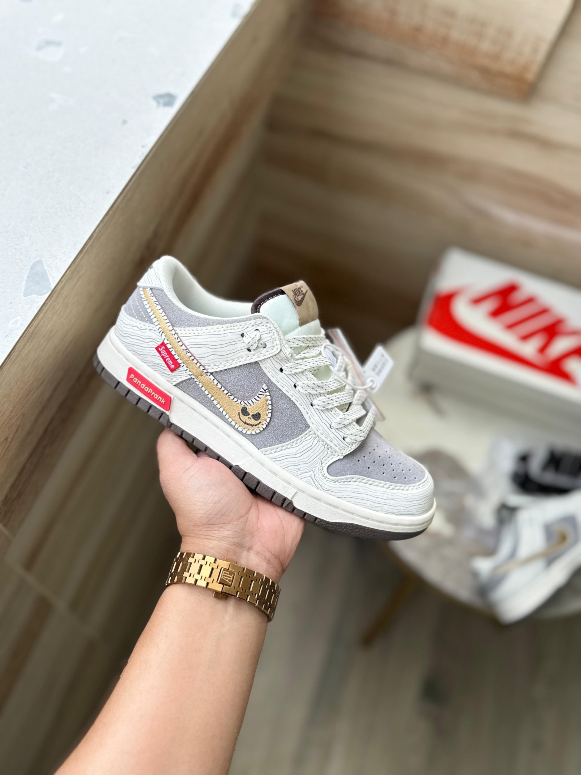 first copy nike sb dunk pandaprank white 2025 (6) first copy nike sb dunk pandaprank white 2025 (6)