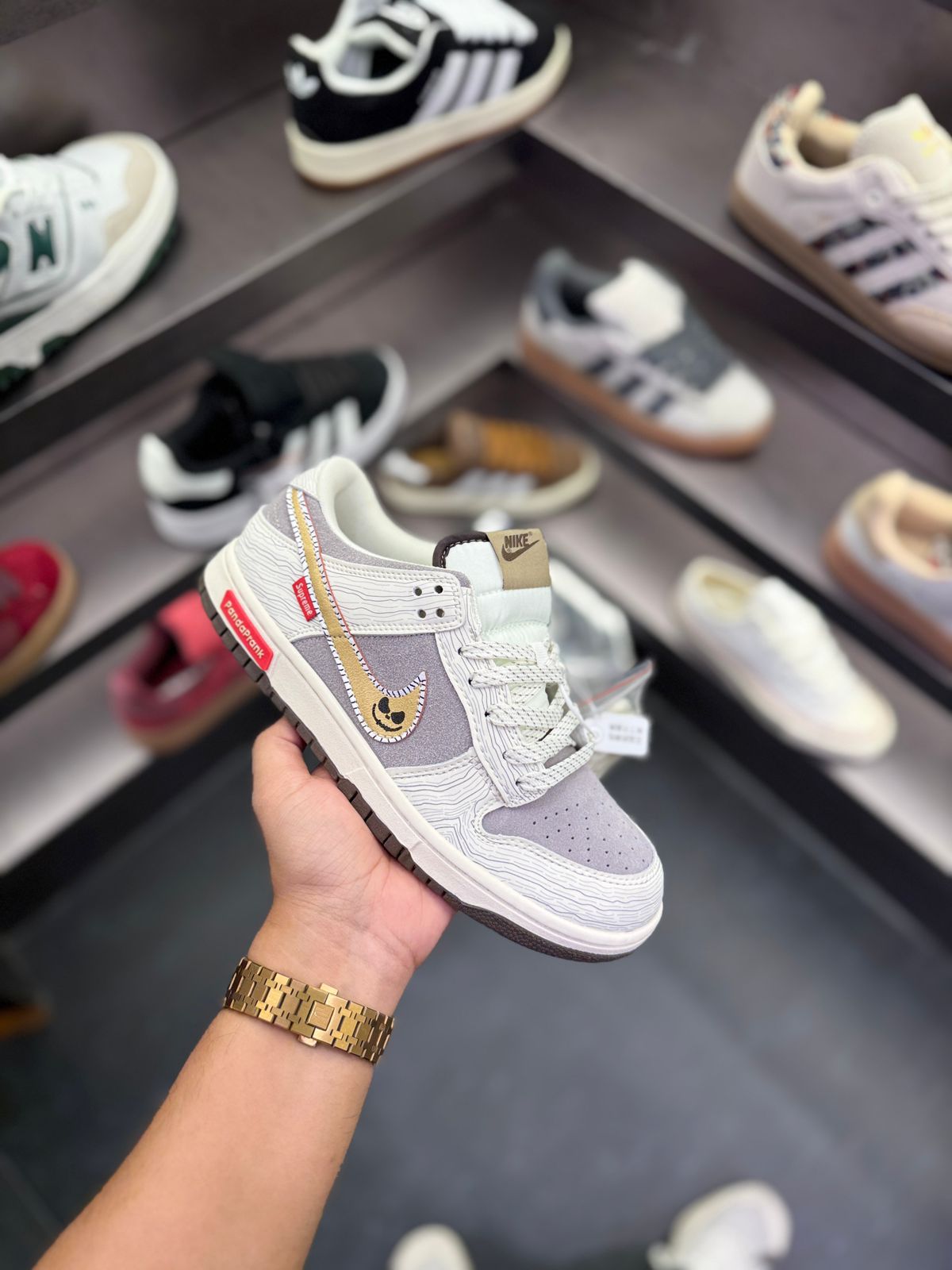 first copy nike sb dunk pandaprank white 2025 (8) first copy nike sb dunk pandaprank white 2025 (8)