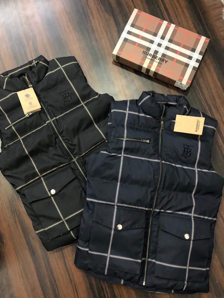 first copy burberry half sleeves puffer jacket (5) first copy burberry half sleeves puffer jacket (5)