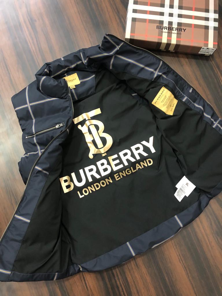 first copy burberry half sleeves puffer jacket (7) first copy burberry half sleeves puffer jacket (7)