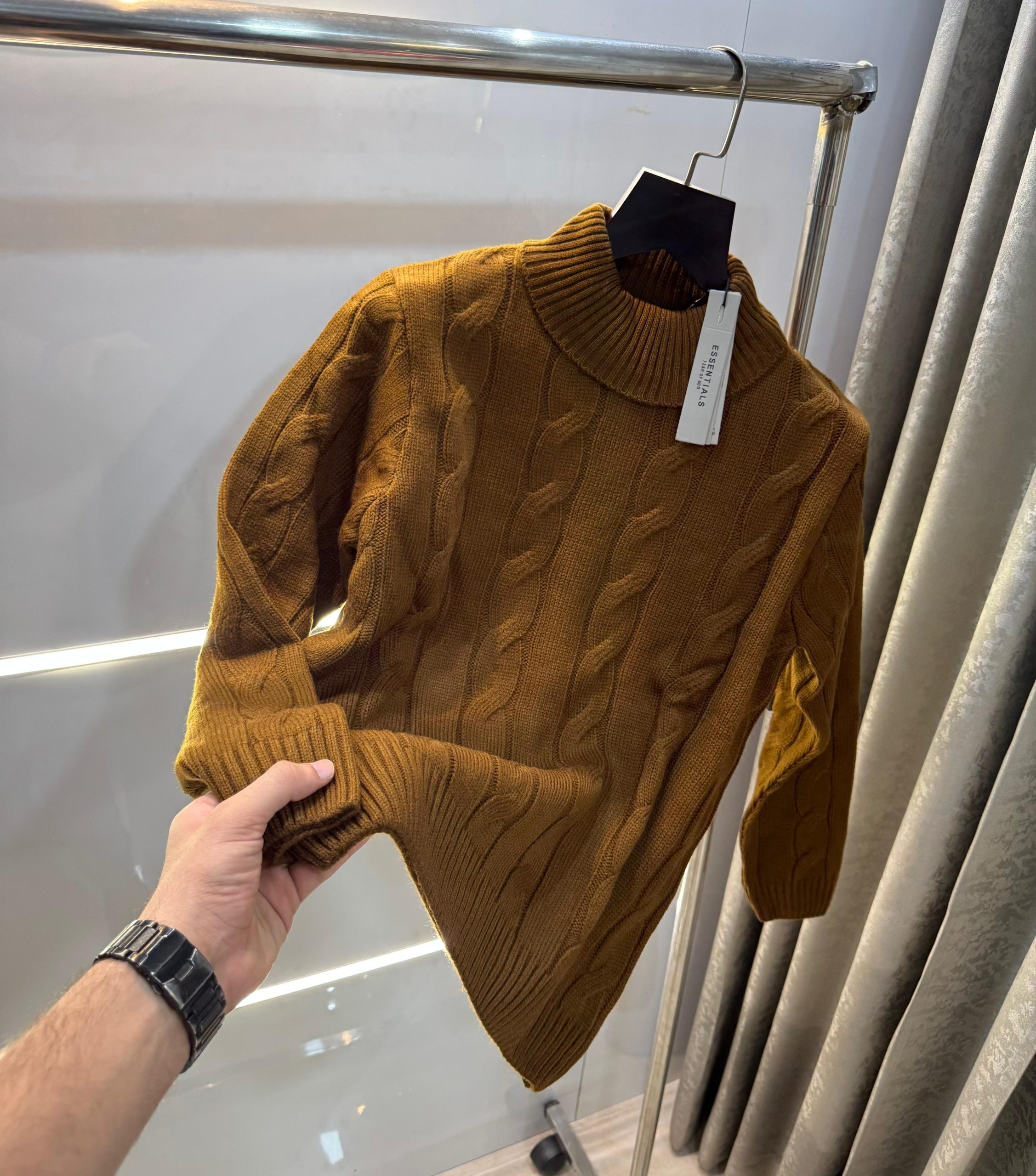 first copy essentials imported premium pull over (3) first copy essentials imported premium pull over (3)