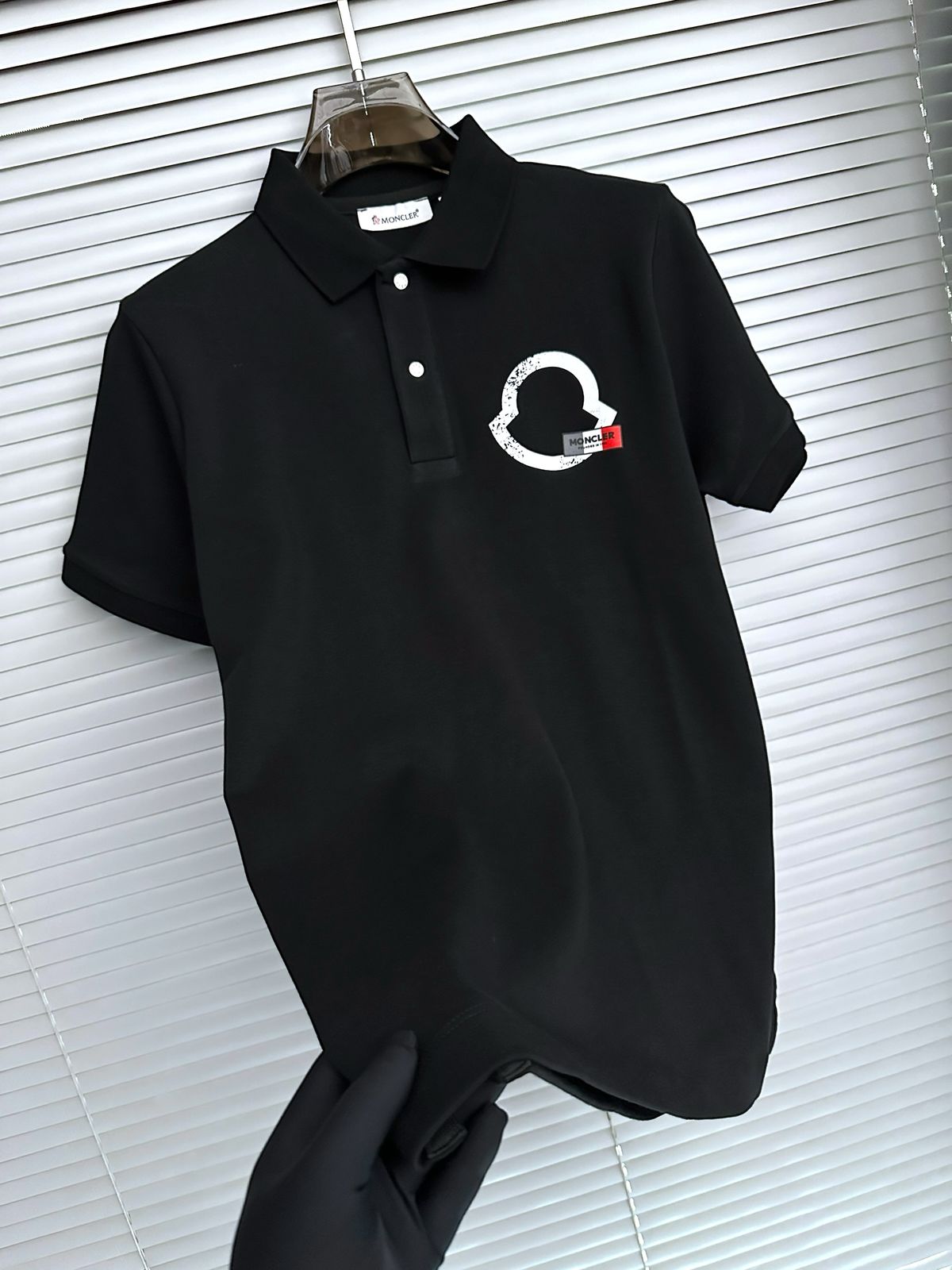 first copy moncler imported quality exclusive 2025 polo tees for men (14) first copy moncler imported quality exclusive 2025 polo tees for men (14)